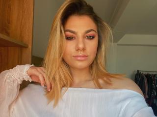 InkedAnna - Live sex cam - 8090376