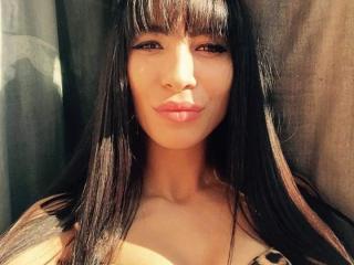 DiamondShyneX - Live Sex Cam - 8099308