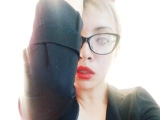 AlizeeFavre - Live sex cam - 8105608