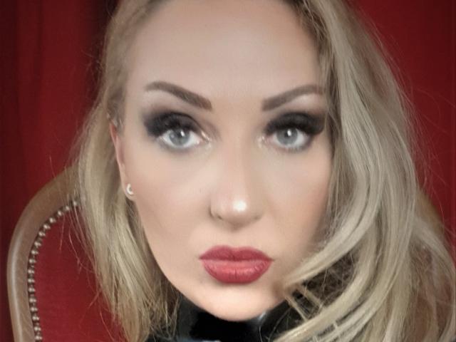 MistressSara - Live sex cam - 8125836