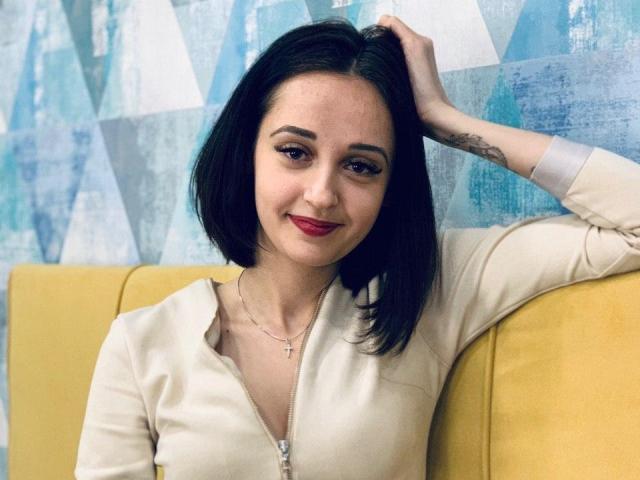 KarenLowsen - Live sexe cam - 8126740