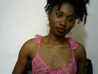 Sorayah - Live sex cam - 8127288