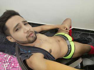 BrownLatin - Sexe cam en vivo - 8130624