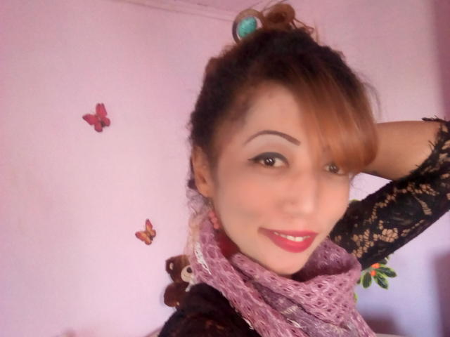 AnniaTattoo - Camera khiêu dâm &amp; quyến rũ trực tiếp - 8143312