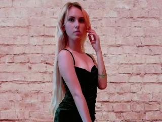 ErinAnCute - Live porn & sex cam - 8162784