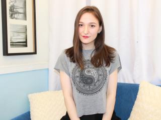 ChloeHerz - Live sex cam - 8166540