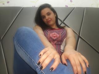 CarolaBurt - Sexe cam en vivo - 8170448