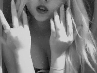 MoodyRollins - Sexe cam en vivo - 8178104