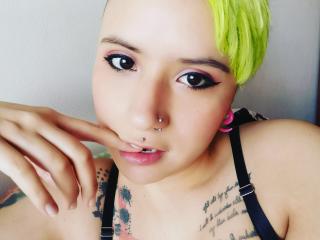 ToxicEmi - Live Sex Cam - 8180164