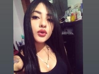 ArianaMac - Live sexe cam - 8202772