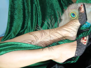 GlowingWoman - Live porn &amp; sex cam - 8204292