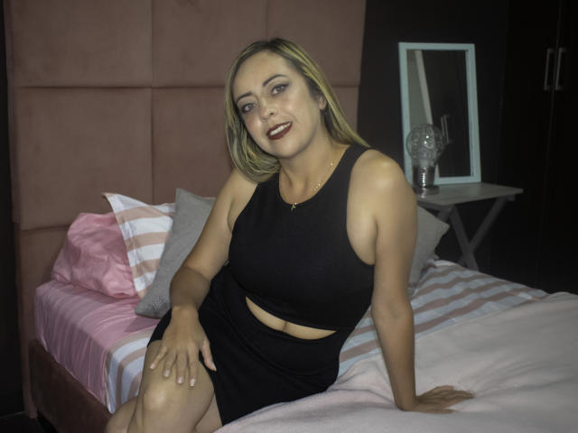 Scarletth - Sexe cam en vivo - 8223072
