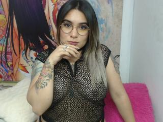 Chiaraseins - Live porn & sex cam - 8241100