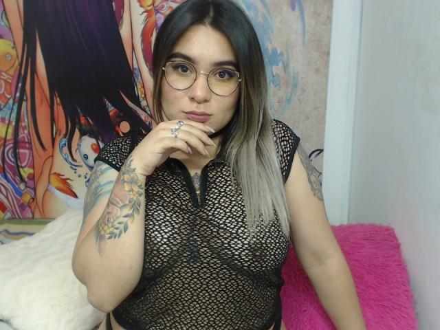 Chiaraseins - Live porn &amp; sex cam - 8241100