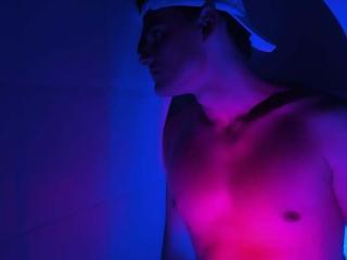 NickChaud - Live porn &amp; sex cam - 8251040