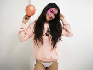 DaphneFaith - Live sex cam - 8268012