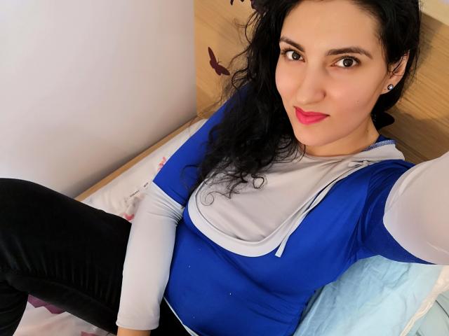 AddictedToUTS - Live sex cam - 8278612