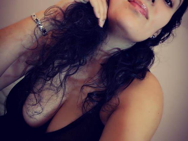 AddictedToUTS - Live sex cam - 8278624