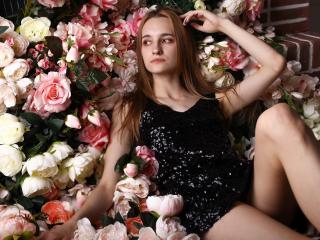 VikkiPearl - Live sexe cam - 8303184