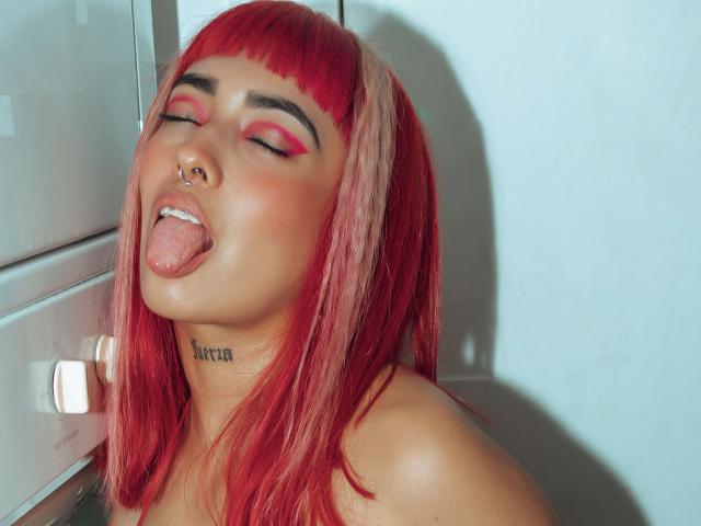 SheinSakurai - Sexe cam en vivo - 8305792