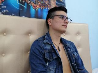 IannDepaul - Live porn &amp; sex cam - 8312432