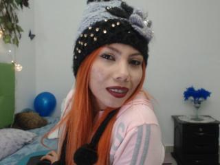 VianeyJones - Live sex cam - 8318680