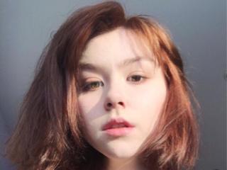 AlissonGrandeur - Live sex cam - 8332100