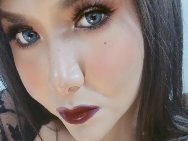 MarellaDione - Live Sex Cam - 8354672