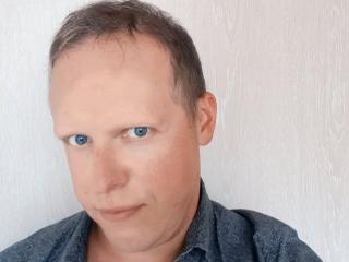 NaughtyHugues - Live sexe cam - 8359696