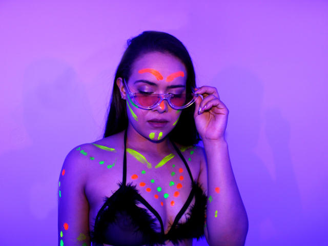 HannaMillss - Live sex cam - 8367408