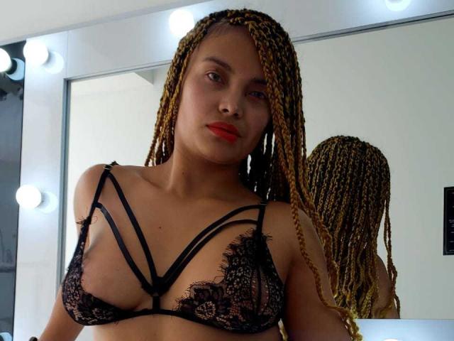 MoanaShelford - Live sex cam - 8371616