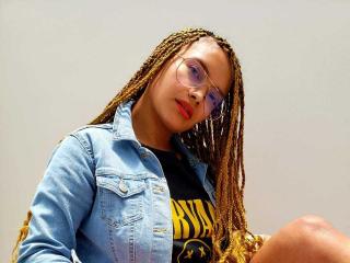 MoanaShelford - Live sex cam - 8371620