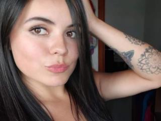 EmillyBeckett - Live Sex Cam - 8373992