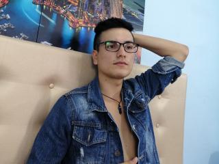 IannDepaul - Live porn &amp; sex cam - 8377248