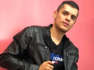 MichaelMan - Live porn & sex cam - 8378464