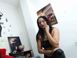 AmandaDouce - Live porn & sex cam - 8420128