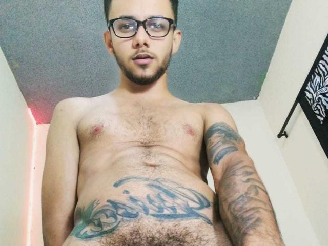 TonnySex - Camera khiêu dâm &amp; quyến rũ trực tiếp - 8421332