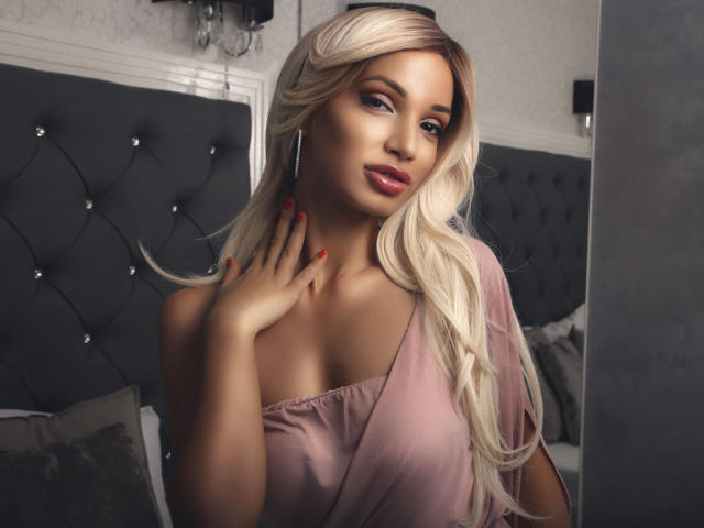 JoyfulAdalyn - Sexe cam en vivo - 8447300