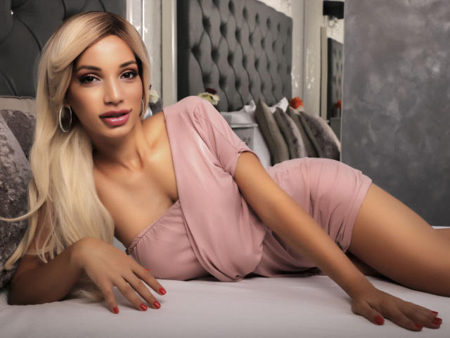 JoyfulAdalyn - Live porn &amp; sex cam - 8447324
