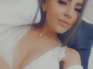 AmabelleDesiree - Live porn & sex cam - 8454204