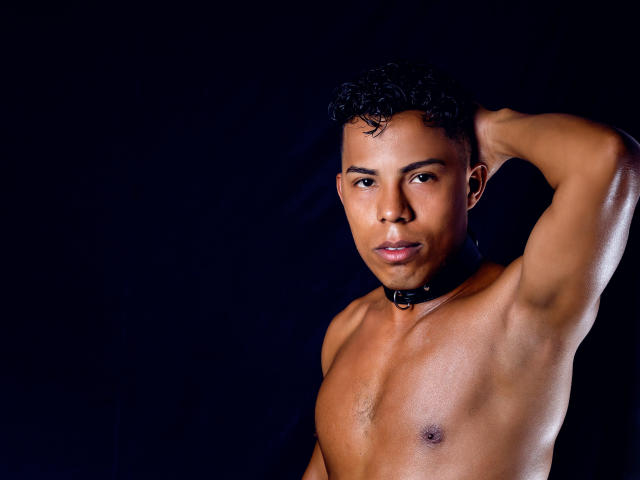 BryanFlorez - Live sex cam - 8457672