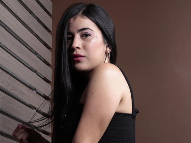 MiaMartinez - Sexe cam en vivo - 8475212