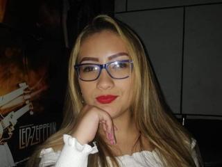 GisellKisses - Live porn &amp; sex cam - 8487332