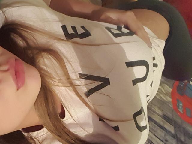 Bmwgirls - Sexe cam en vivo - 8499372