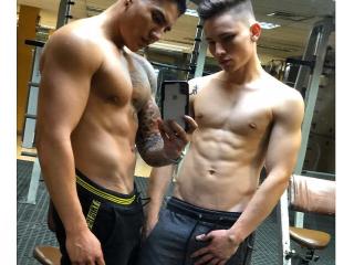 BrianAndJuan - Live sexe cam - 8513859