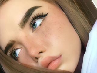 Go Adult Chat Model CaNaDaX