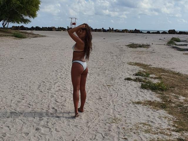 Adelyn - Live sex cam - 8535648