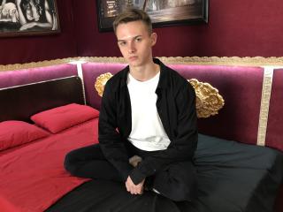 AdamKilian - Live porn &amp; sex cam - 8546140