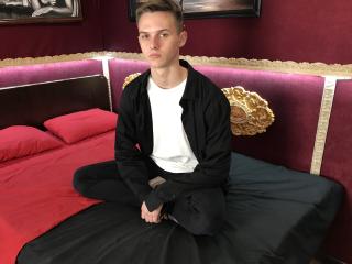 AdamKilian - Live sex cam - 8546144