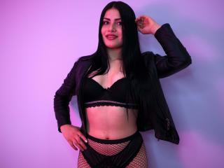 LucyBenson - Live porn & sex cam - 8555936